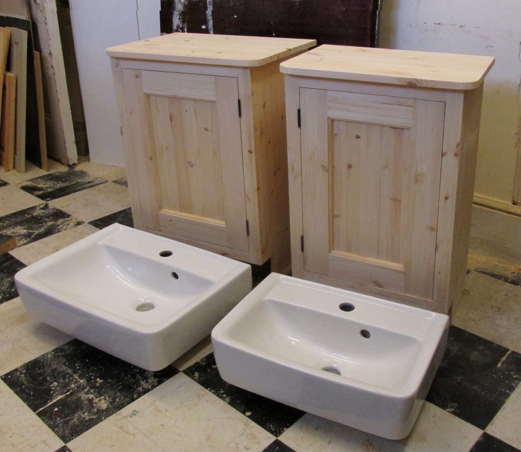 A basin base made to measure